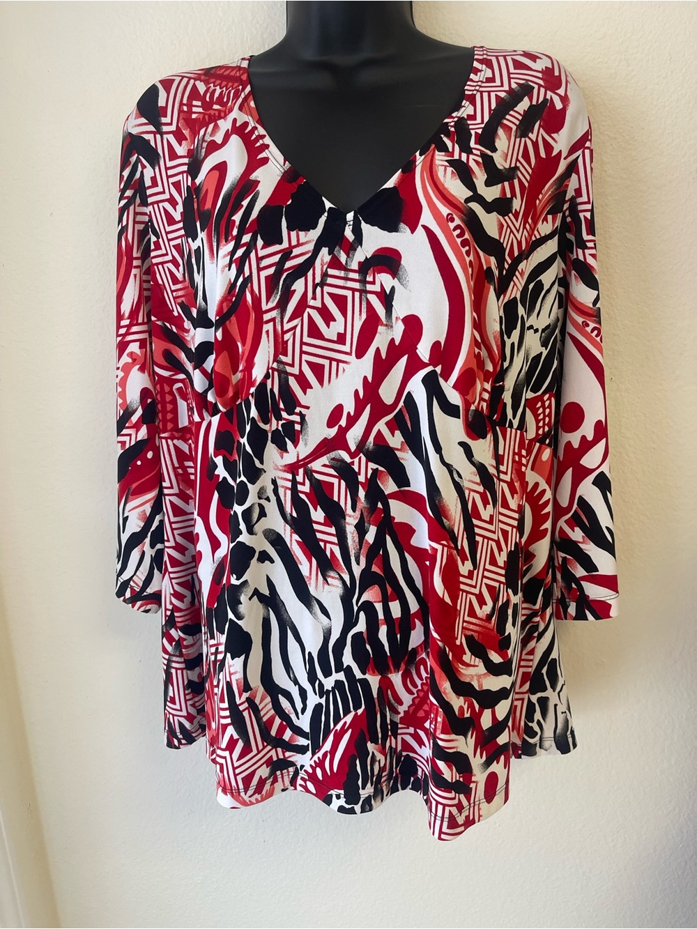 Notations Red, Black & White Abstract V-Neck Tunic